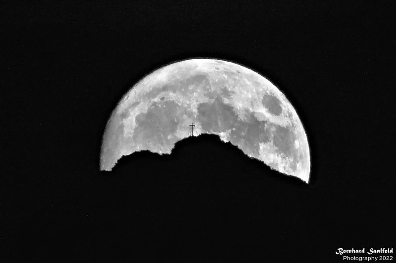 Bernhard Saalfeld - Mond ueber Rubihorn